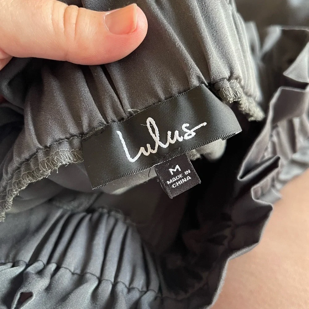 Lulu’s satin gray green paper bag elastic waist cuffed pants